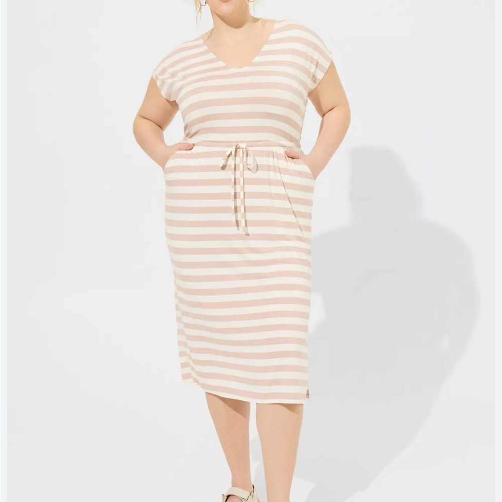 Torrid Rose Gold and Cream
